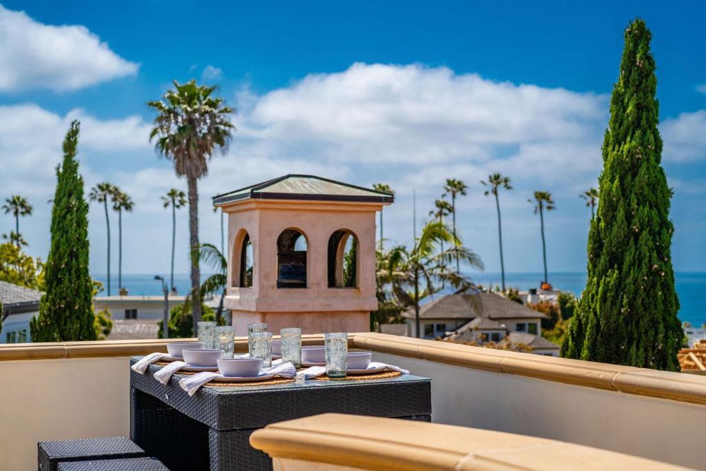 Mediterranean Beauty With Rooftop Deck And Views Holiday home San Diego