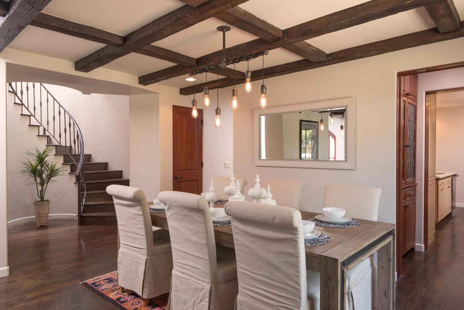 Holiday home Mediterranean Beauty With Rooftop Deck And Views San Diego