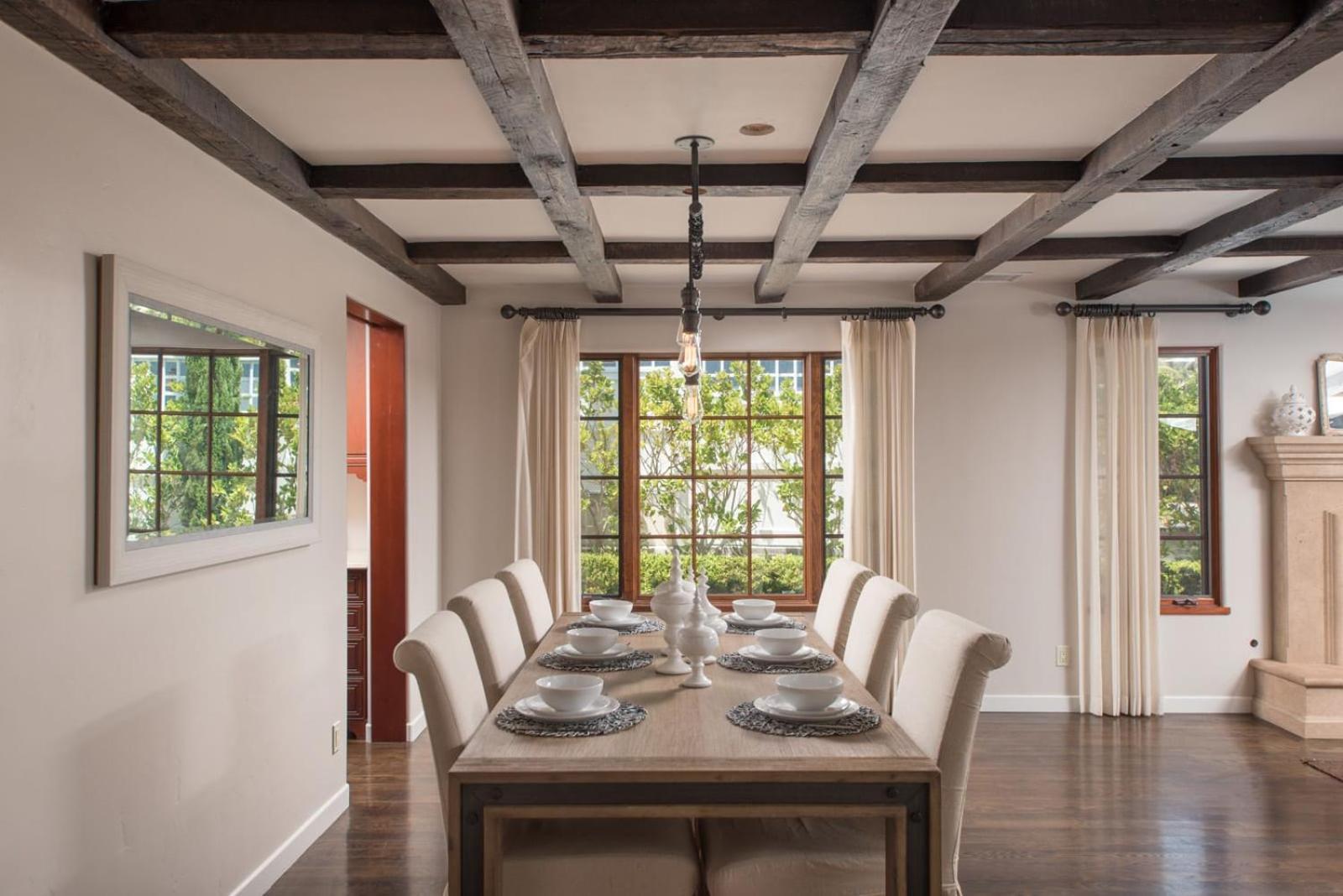 Mediterranean Beauty With Rooftop Deck And Views Casa de férias San Diego